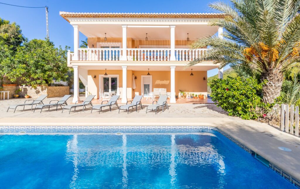 villa en venta en moraira